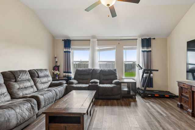 14401 Leadrope Circle, Fort Worth, TX 76052