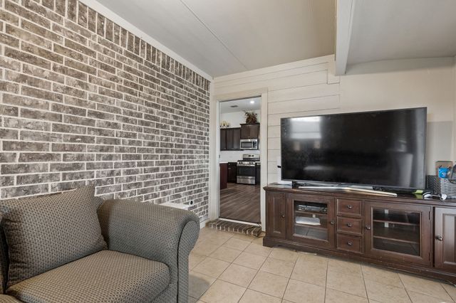 14401 Leadrope Circle, Fort Worth, TX 76052