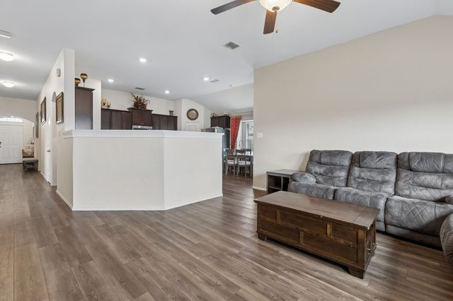 14401 Leadrope Circle, Fort Worth, TX 76052