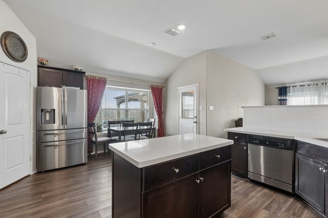 14401 Leadrope Circle, Fort Worth, TX 76052