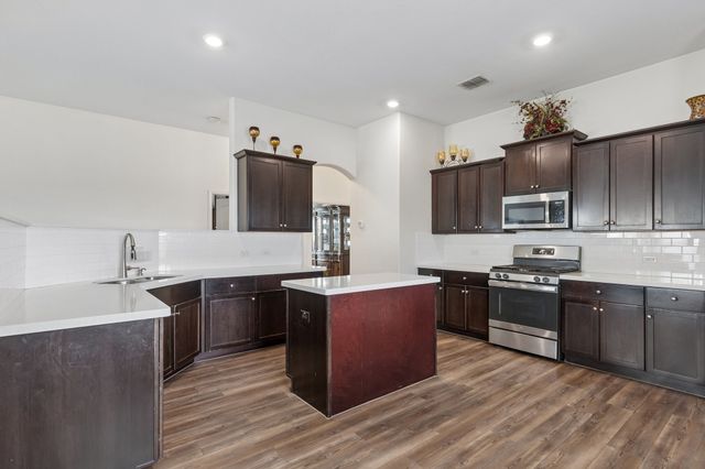 14401 Leadrope Circle, Fort Worth, TX 76052
