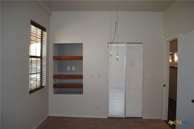 13019 W Adams Avenue, Belton, TX 76513