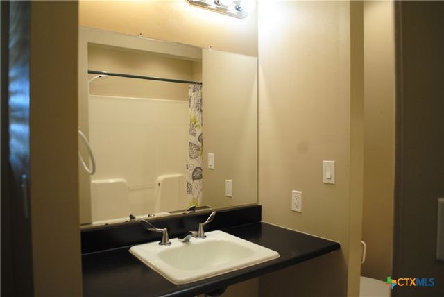 13019 W Adams Avenue, Belton, TX 76513