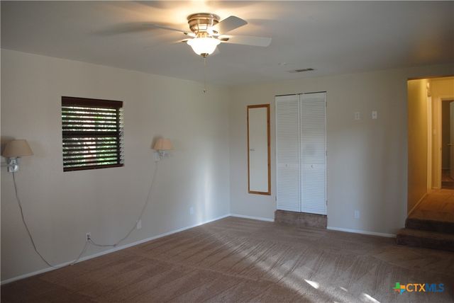 13019 W Adams Avenue, Belton, TX 76513