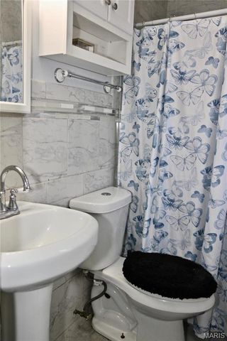 4493 Caracalla Drive, Florissant, MO 63033