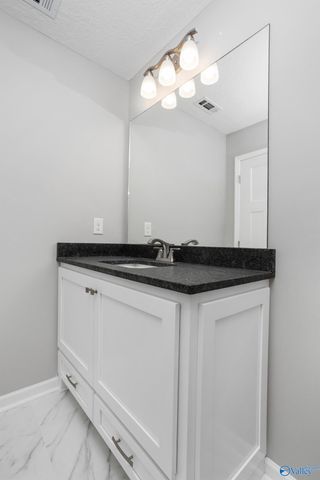 407 North College Street, Glencoe, AL 35905