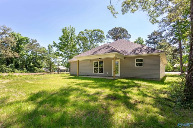 407 North College Street, Glencoe, AL 35905