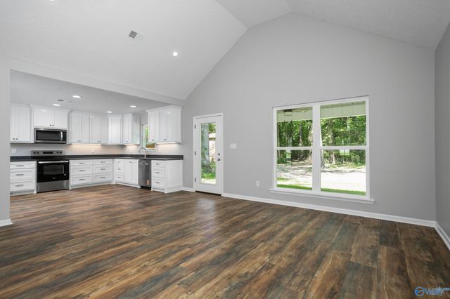 407 North College Street, Glencoe, AL 35905