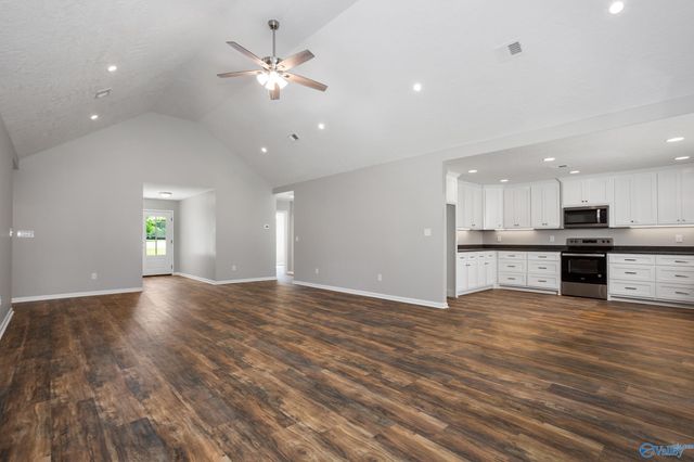 407 North College Street, Glencoe, AL 35905