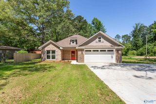 407 North College Street, Glencoe, AL 35905