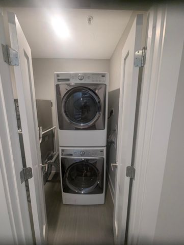 64 Gadsden Street B, Charleston, SC 29401