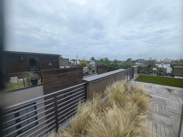 64 Gadsden Street B, Charleston, SC 29401