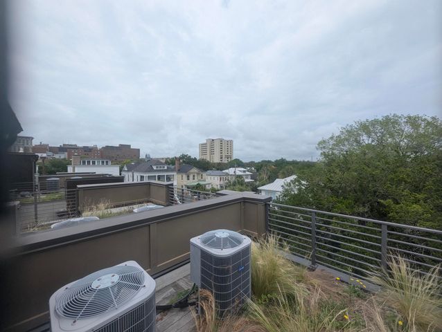 64 Gadsden Street B, Charleston, SC 29401