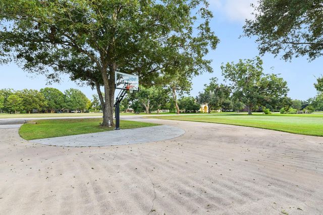 7519 Foster Creek Drive, Richmond, TX 77406