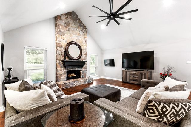 7519 Foster Creek Drive, Richmond, TX 77406