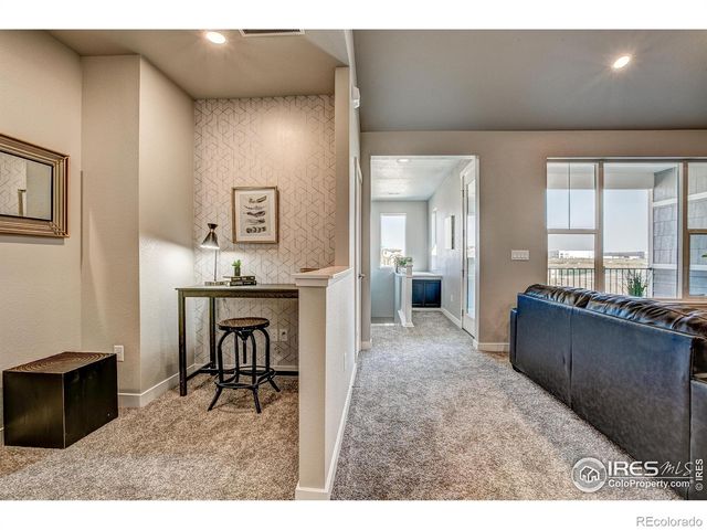 410 High Point Drive 202, Longmont, CO 80504