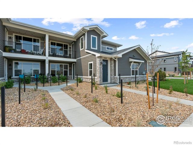 410 High Point Drive 202, Longmont, CO 80504