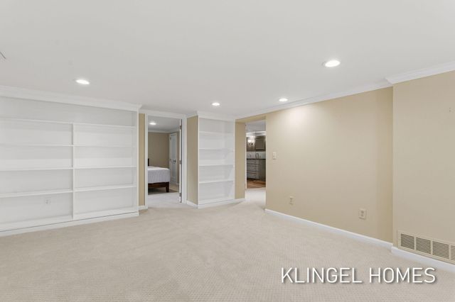 17586 168th Avenue, Spring Lake, MI 49456
