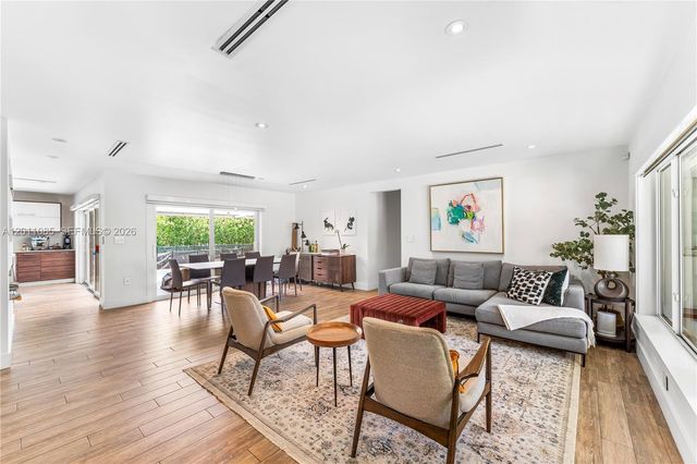 1531 Consolata Ave, Coral Gables, FL 33146