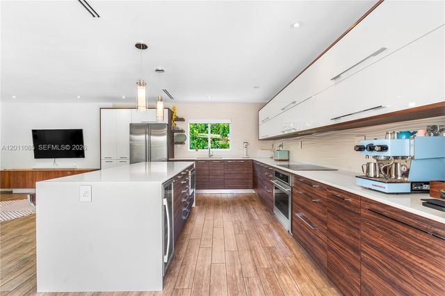 1531 Consolata Ave, Coral Gables, FL 33146