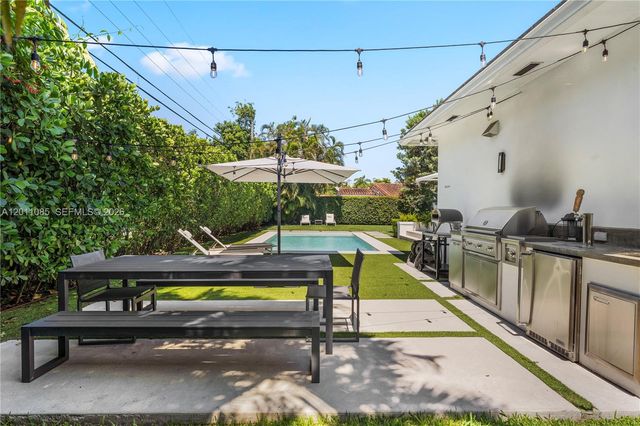 1531 Consolata Ave, Coral Gables, FL 33146