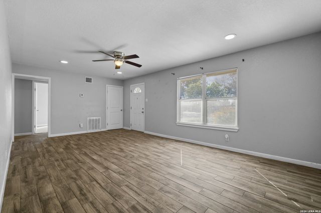 339 Creath, San Antonio, TX 78221