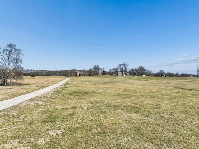 2280 Tuckers Gap Rd, Lebanon, TN 37090