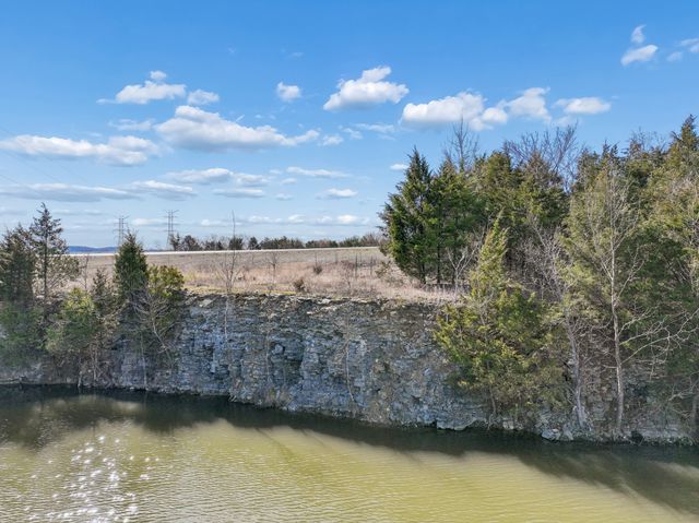 2280 Tuckers Gap Rd, Lebanon, TN 37090