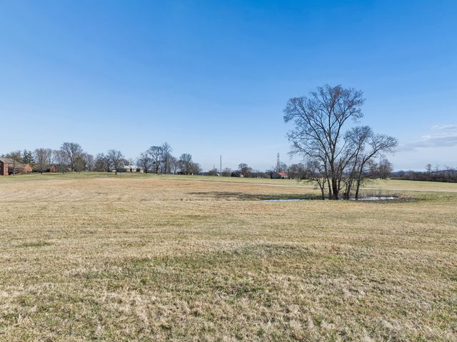 2280 Tuckers Gap Rd, Lebanon, TN 37090