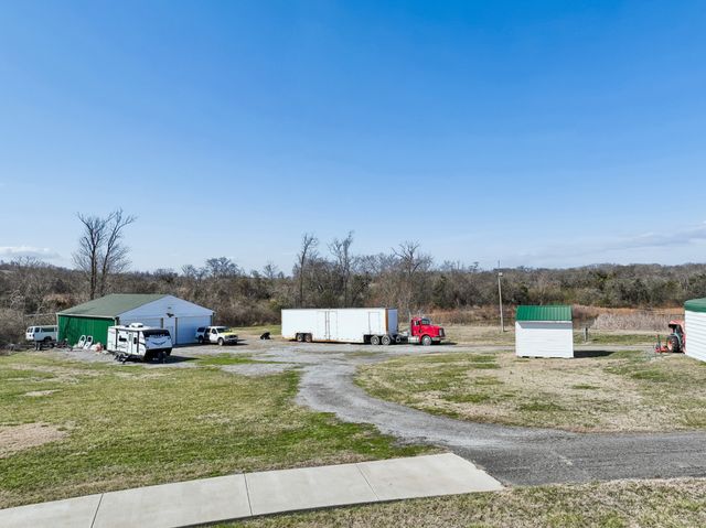 2280 Tuckers Gap Rd, Lebanon, TN 37090
