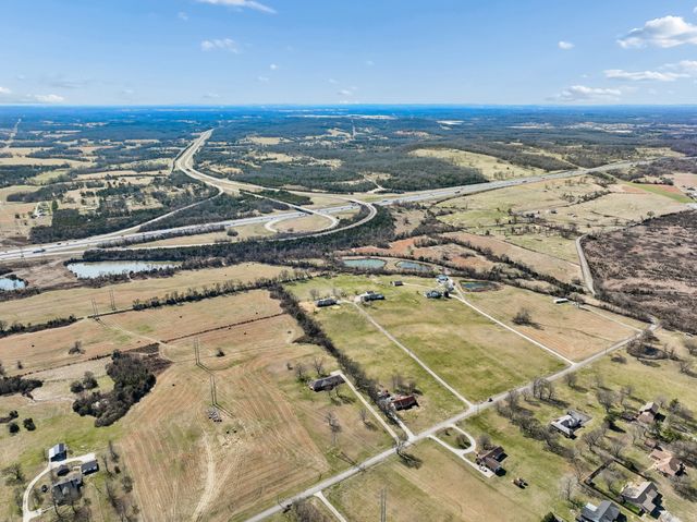 2280 Tuckers Gap Rd, Lebanon, TN 37090