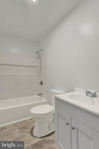 203 PEBBLE LN, Biglerville, PA 17307