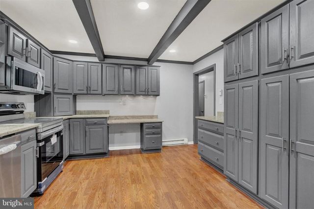 203 PEBBLE LN, Biglerville, PA 17307