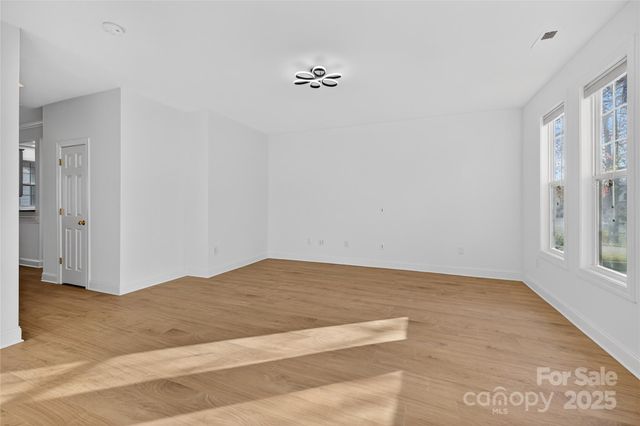 2020 Gable Way Lane, Matthews, NC 28104