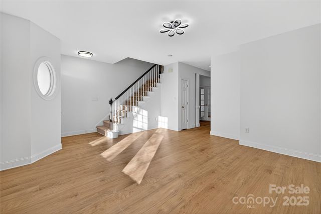 2020 Gable Way Lane, Matthews, NC 28104