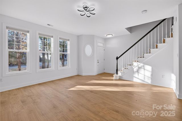 2020 Gable Way Lane, Matthews, NC 28104