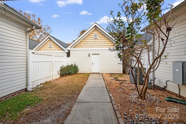 2020 Gable Way Lane, Matthews, NC 28104