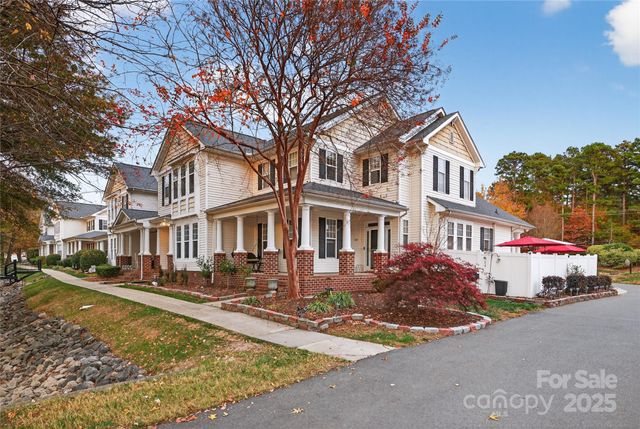 2020 Gable Way Lane, Matthews, NC 28104