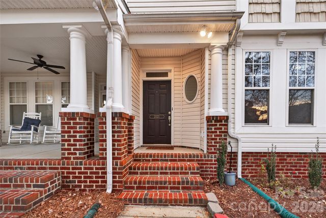 2020 Gable Way Lane, Matthews, NC 28104