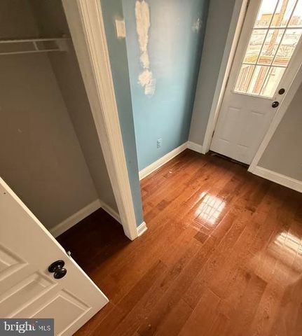 216 S CLINTON ST, Baltimore, MD 21224