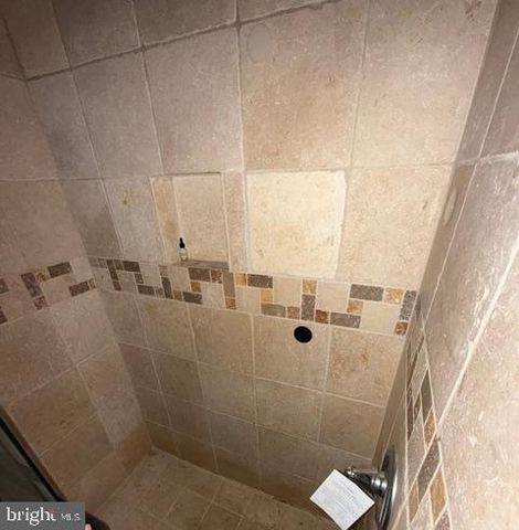 216 S CLINTON ST, Baltimore, MD 21224