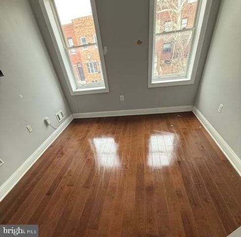 216 S CLINTON ST, Baltimore, MD 21224