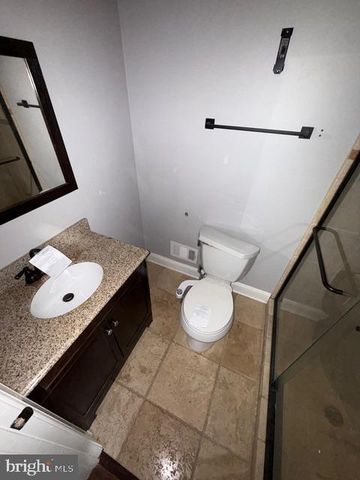 216 S CLINTON ST, Baltimore, MD 21224