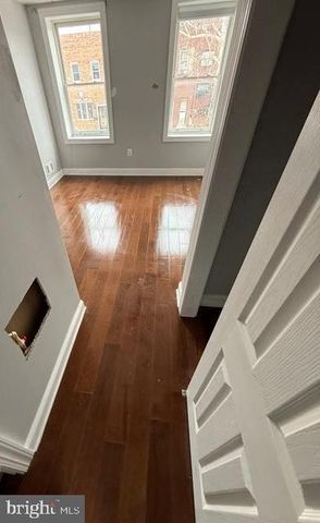 216 S CLINTON ST, Baltimore, MD 21224