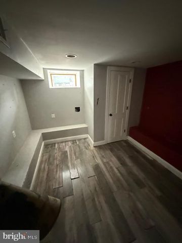 216 S CLINTON ST, Baltimore, MD 21224