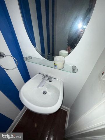 216 S CLINTON ST, Baltimore, MD 21224