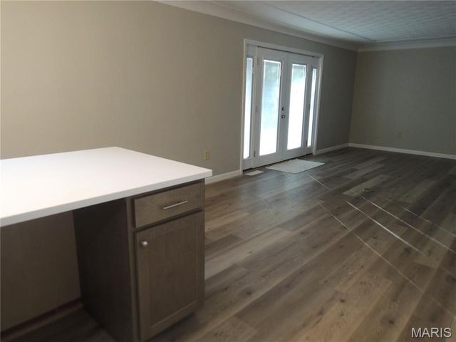 1180 Campground Trail, Greenville, IL 62246