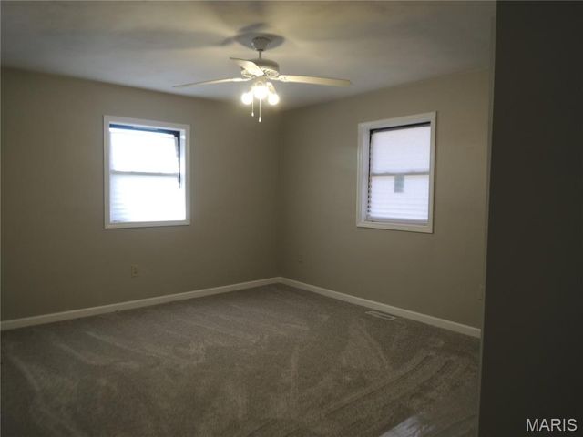 1180 Campground Trail, Greenville, IL 62246