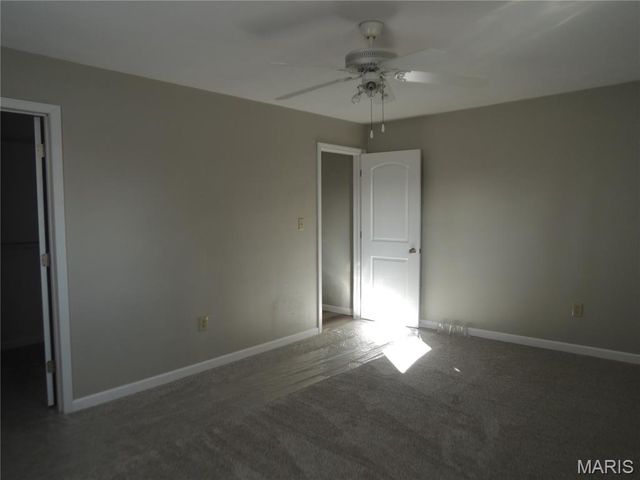 1180 Campground Trail, Greenville, IL 62246