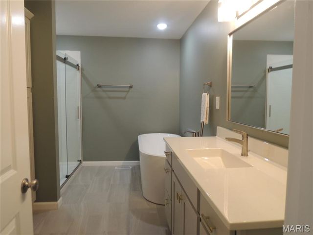 1180 Campground Trail, Greenville, IL 62246